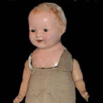 Những con búp bê bị ma ám nổi tiếng nhất mọi thời đại