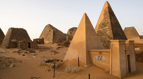 Top 5 kim tự tháp bí ẩn bậc nhất thế giới: Bất ngờ khi kim tự tháp Ai Cập không có “suất”!