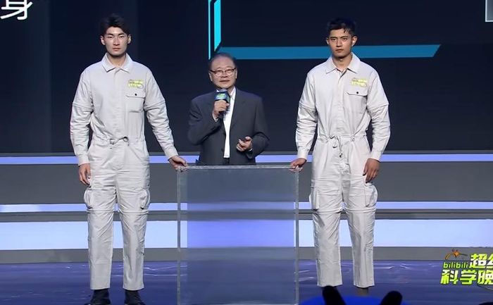 nha-khoa-hoc-trung-quoc Nhà khoa học Trung Quốc trình diễn khả năng tàng hình.