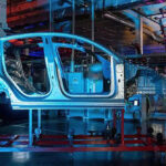 Robot tấn công tàn bạo kỹ sư tại nhà máy Tesla, viễn cảnh đáng sợ nhất của tương lai đã xảy ra?