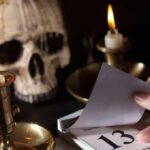 Thứ 6 ngày 13 là ngày gì? Những chuyện kinh khủng xảy ra vào ngày này