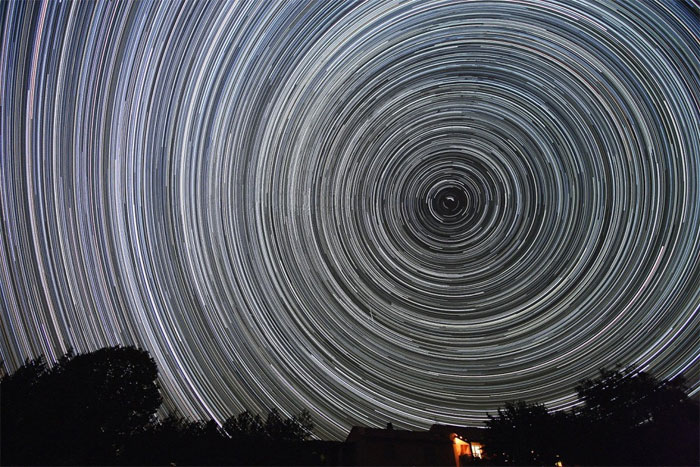 Tiếng động bí ẩn Tiếng động bí ẩn