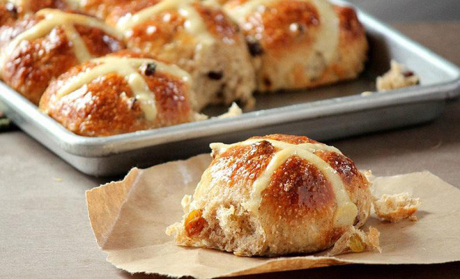 Hot cross buns