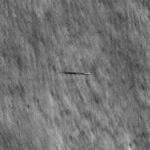 Tàu NASA chụp được khoảnh khắc tàu Hàn Quốc bay ngược chiều