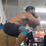 Người đàn ông lập kỷ lục thế giới khi squat 26.000 lần trong 24 giờ