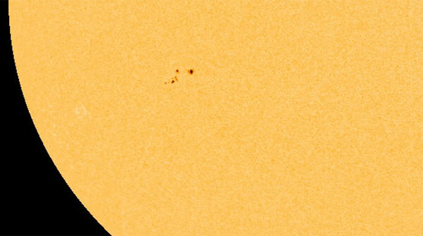 24 giờ qua, sóng vô tuyến khắp thế giới chập chờn: Thủ phạm đang hiện ra trên trời!