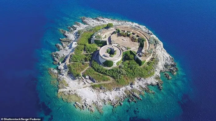 Mamula, Montenegro