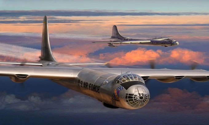 may-bay-b-36-peacemaker B-36 "Peacemaker" là máy bay ném bom thuộc hàng lớn nhất từng được sản xuất.