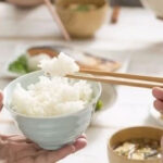 Ăn bao nhiêu bát cơm mỗi ngày là phù hợp?