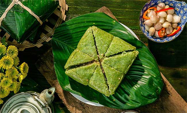 banh-chung-2 Người mắc bệnh tiểu đường không nên ăn nhiều bánh chưng vì sẽ gây tăng đường huyết.