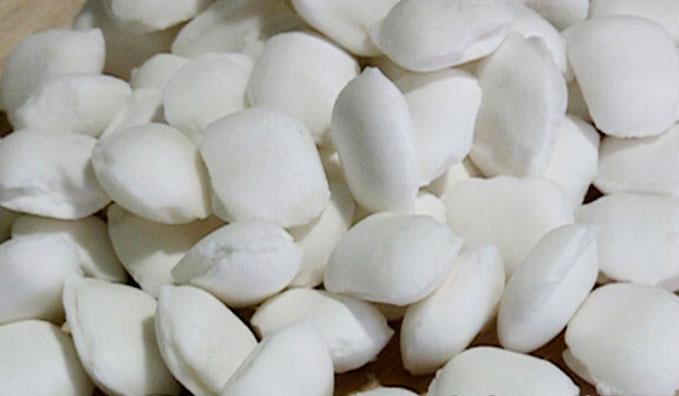 natri-xyanua Natri xyanua là một chất kịch độc, gây chết người chỉ cần một liều lượng cực thấp.
