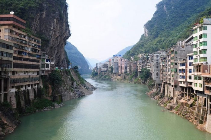 thanh-pho-yanjin-1 Thành phố nằm hai bên bờ sông Nanxi