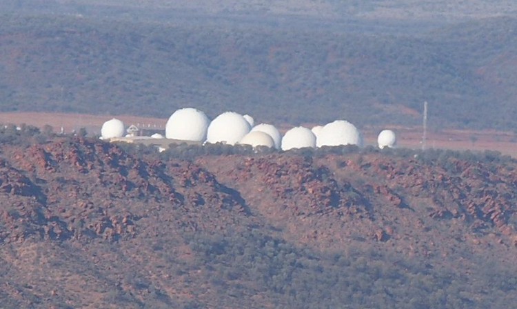 pine-gap Cắn cứ Pine Gap