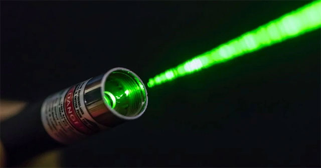 Phát hiện thấy tia laser có thể chặn ánh sáng, tạo ra bóng tối