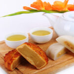 Những ai nên hạn chế ăn bánh trung thu?