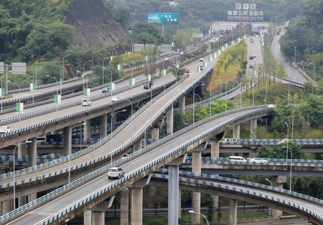 cau-vuot-huangjuewan Đây là một trong những kỳ quan kỹ thuật khác thường của thế giới.