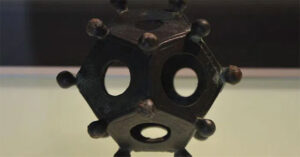 Bát diện 12 mặt đồng: Bí ẩn lịch sử một nền văn minh
