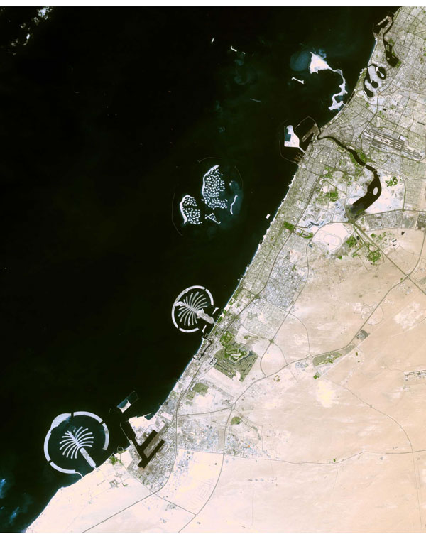 van-ly-truong-thanh-5 Các đảo Cây Cọ Palm Jumeirah ở Dubai